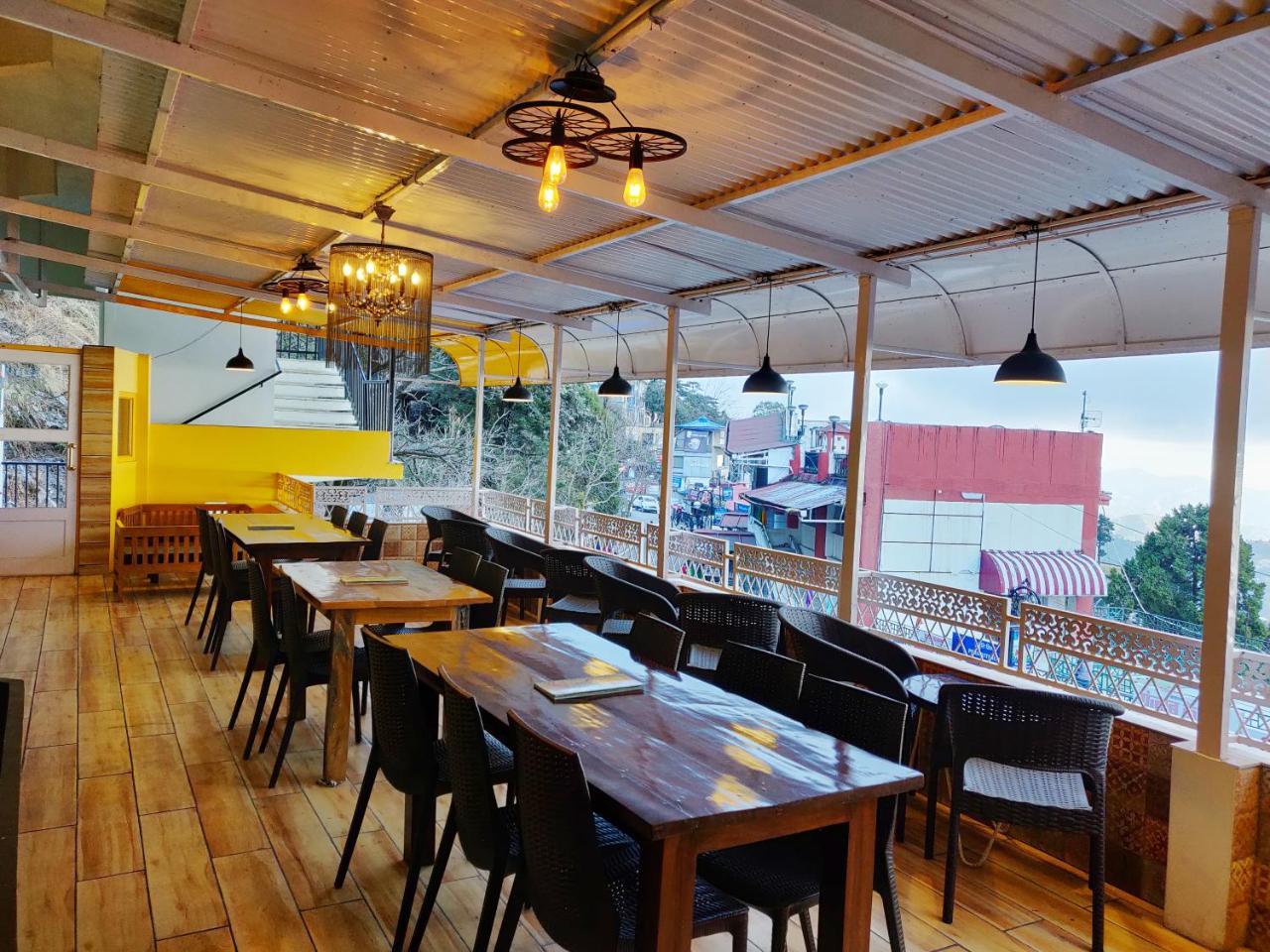 The Three Oaks Boutique Hotel 무소리에 외부 사진